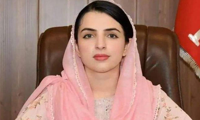 وزیراعلیٰ خیبر پختونخوا کی معاون خصوصی عہدے سے برطرف