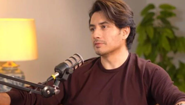 شوبز کی سیاست نے کئی بار دل توڑا”—علی ظفر کا انکشاف