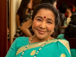 : آشا بھوسلے دل کا دورہ پڑنے کے بعد اسپتال منتقل، آئی سی یو میں زیرِ علاج