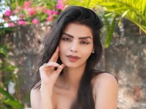 ’بگ باس مراٹھی 6‘ میں گندے حالات، کھانے میں کاکروچ اور گھر میں چوہے تھے: سونالی راوت