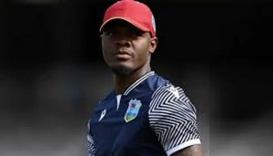 ناصر ادیب کا متنازع بیان، چرس کے بجائے دعا کو بہتر ذریعہ قرار دے دیا