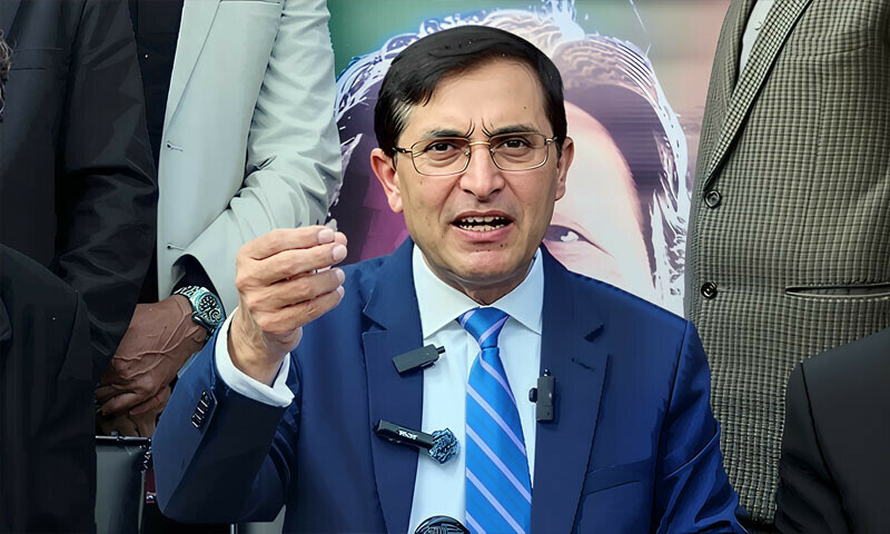 بشریٰ بی بی کی رہائی کیلئے کوششیں تیز، بیرسٹر گوہر متحرک