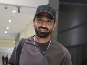 پشاور زلمی کی بڑی فتح، لاہور قلندرز مشکلات کا شکار؛ اسامہ میر نے کمبینیشن کو وجہ قرار دے دیا