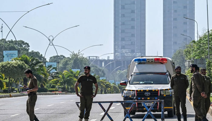 اسپیشل ڈیوٹی کے دوران دل کا دورہ، ڈی ایس پی آفتاب احمد انتقال کر گئے