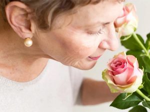 سونگھنے کی حس میں کمی الزائمر کی ابتدائی علامت قرار