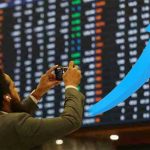 پاکستان اسٹاک ایکسچینج میں مثبت رجحان، 100 انڈیکس میں 1126 پوائنٹس کا اضافہ