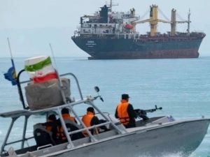 ایران کا امریکا کو انتباہ، آبنائے ہرمز میں مداخلت پر کارروائی کی دھمکی