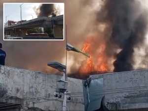سکستھ روڈ پر میٹرو بس میں خوفناک آگ، مسافر محفوظ، سروس معطل