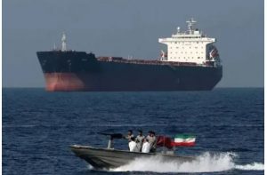 ایران نے خلیج فارس میں غیرملکی آئل ٹینکر قبضے میں لے لیا
