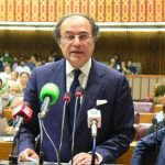 وفاقی وزیر خزانہ محمد اورنگزیب نے قومی اسمبلی میں بجٹ 2026-27 پیش کردیا۔وفاقی وزیر