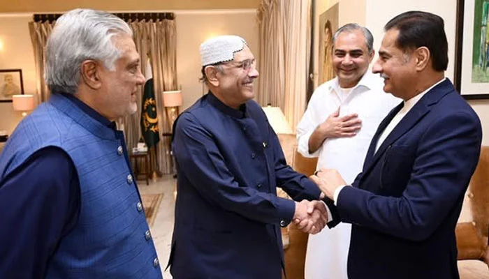 وفاقی بجٹ پر حکومت اور پیپلز پارٹی میں آج اہم مشاورت متوقع، مالی معاملات پر اتفاق رائے کی کوششیں تیز