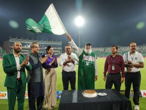 پاکستان کرکٹ کے سب سے بڑے سپورٹر ’چاچا کرکٹ‘ کا ریٹائرمنٹ کا اعلان