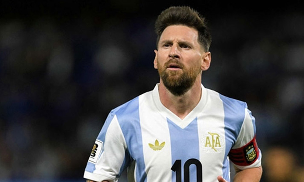 میسی کی تاریخی ہیٹ ٹرک، ارجنٹینا کی الجزائر کو 3-0 سے شکست؛ فرانس بھی فاتح