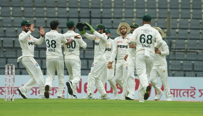 پاکستان ٹیسٹ ٹیم دورۂ ویسٹ انڈیز کے لیے روانہ، 18 جولائی سے پریکٹس میچ کا آغاز