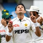پانچ وکٹیں لینے والے محمد عباس اگلے ہی ٹیسٹ سے ڈراپ، 45 سال بعد منفرد فیصلہ