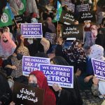 پٹرول لیوی کے خاتمے کے لیے جماعت اسلامی کا ملک گیر احتجاج جاری، ٹرین مارچ سکھر پہنچ گیا